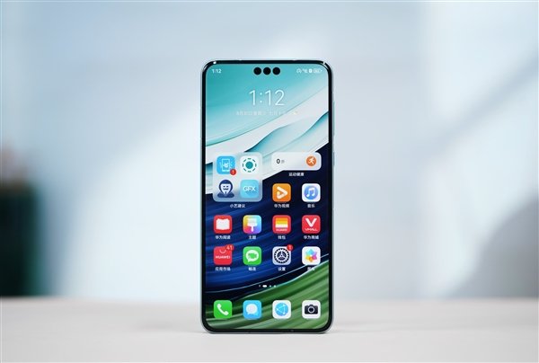 蓝狮登录：麒麟供应问题解决！华为Mate 60全系春节放开卖：全现货